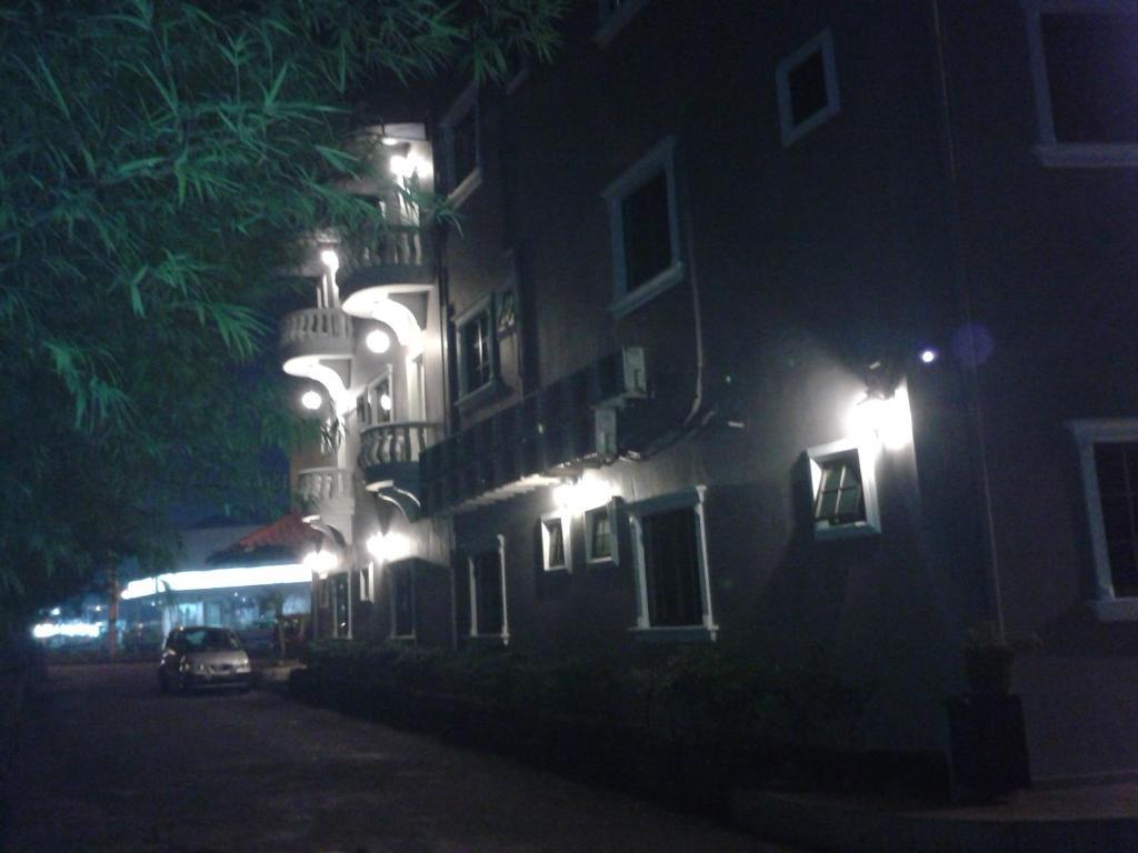 Hotel Ria Johor Bahru Eksteriør billede